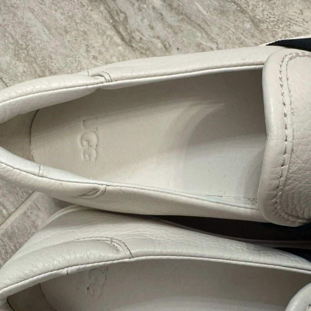 Women's UGG Chayze Platform Leather Slide Sneakers . Size 8
